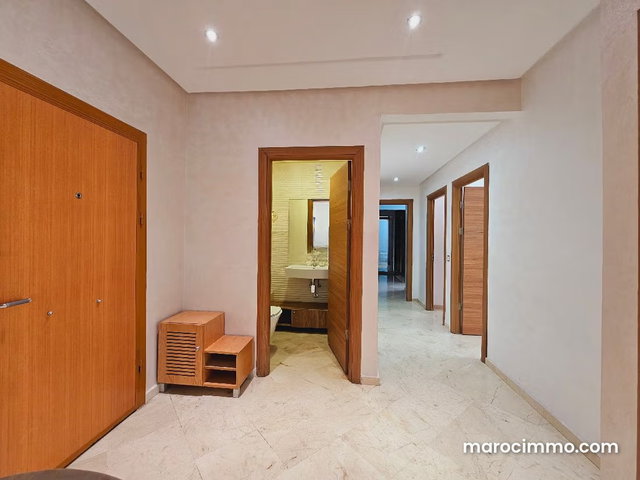 Appartement à Vendre de 129.0 m² à Casablanca, Les Princesses — 2