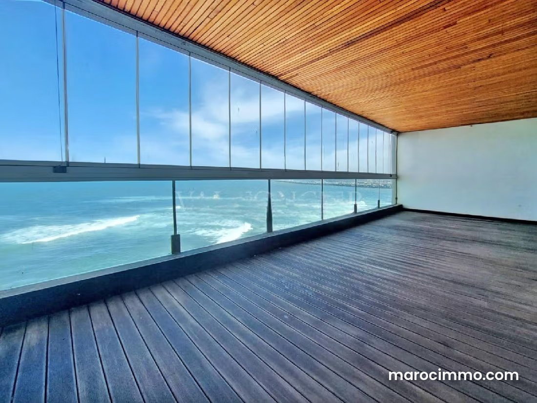 Sea-view apartment for rent on a high floor in Aïn Diab, Casablanca — Casablanca