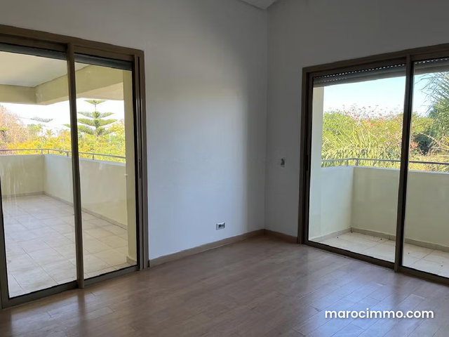 Superbe villa vide à louer à Bouskoura — 5
