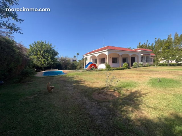 Villa à vendre Souissi Rabat — 2