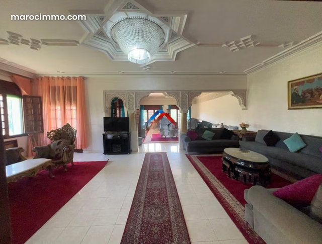 Villa à vendre Souissi Rabat — 3