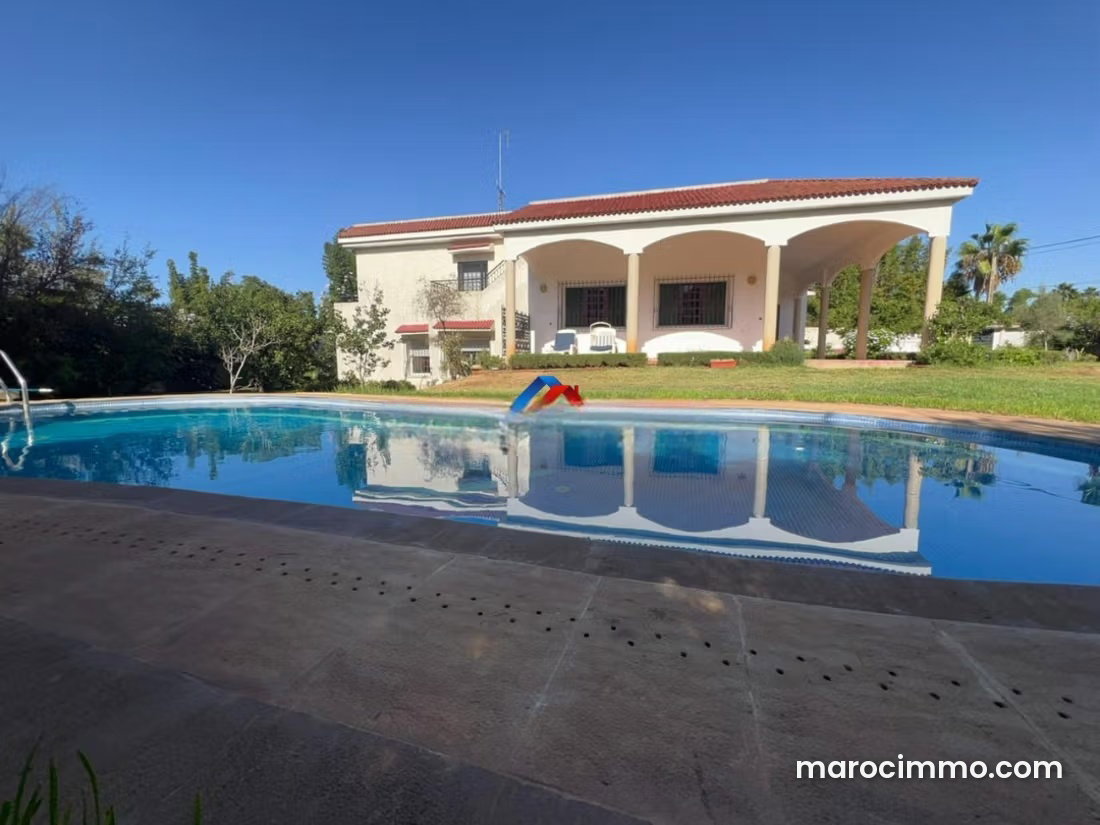 1,820 m² Villa with Pool and Garden, Souissi, Rabat — Rabat