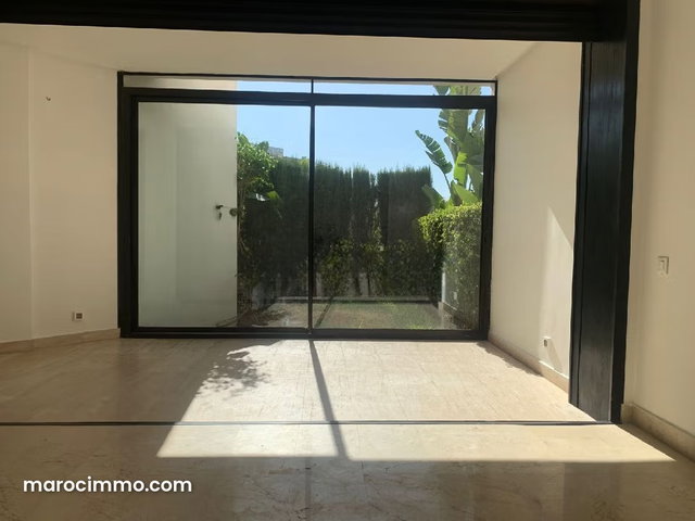 Rez de jardin — 4