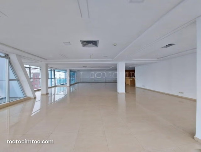 Location plateau bureau haut standing 198m2 Bd Abdelmoumen Casablanca — 3