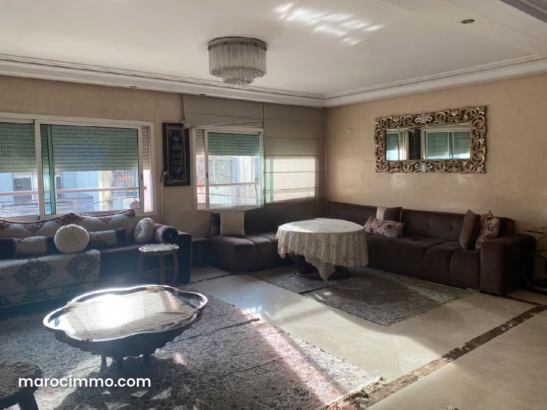 5-Room Apartment in La Gironde, Casablanca, with Garage — Casablanca