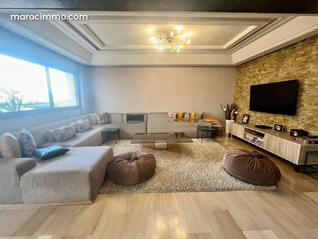 Appartement à Vendre de 302.0 m² à Casablanca, Maarif Extension — 4