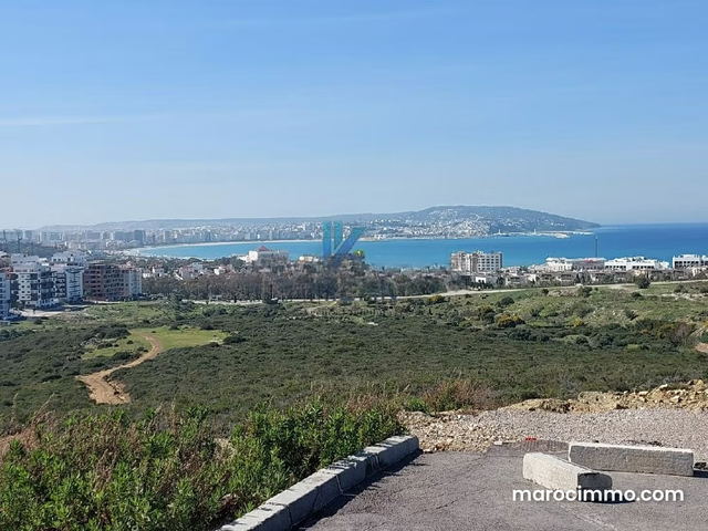 Vue exceptionnelle Terrain Zone Villa à Malabata — Tanger