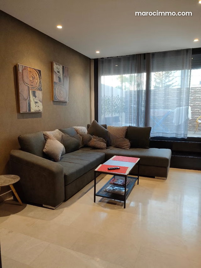 Rent this apartment in Les Princesses. 2 large rooms. Well furnished — 3