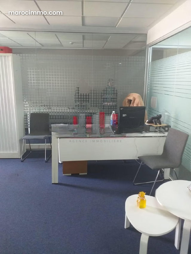 Professional Building for Lease in Socrate Quarter, Ideal for Call Center, Headquarters, Laboratory, etc. — 2