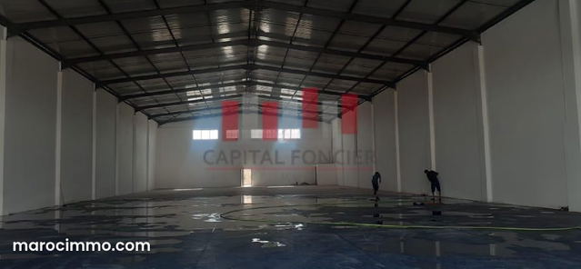 Usine industrielle neuve 6.000 m de surface atelier zone industrielle Tit Mellil a la location — Casablanca