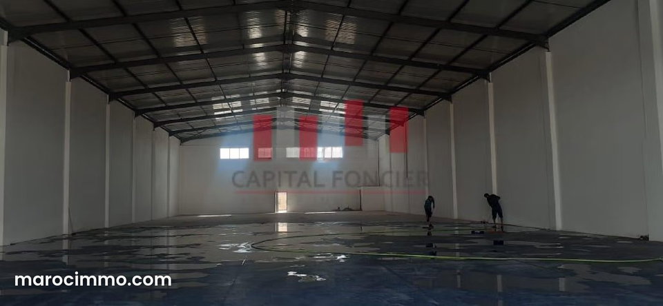 Usine industrielle neuve 6.000 m de surface atelier zone industrielle Tit Mellil a la location