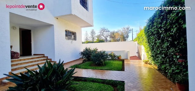 Villa de 2009m² en vente à Hay Riad — 3