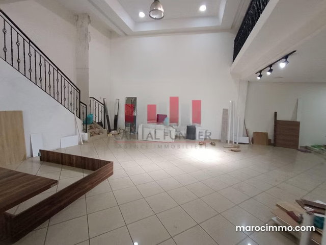 Local commercial 277m2 à la location Bd Oum Rabiî — 4