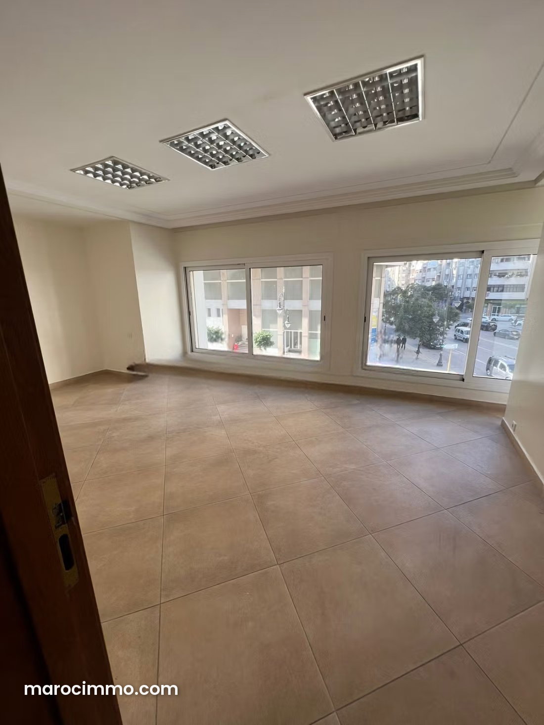 265 m² Office in the Heart of Tangier City Centre for Rent — Tangier