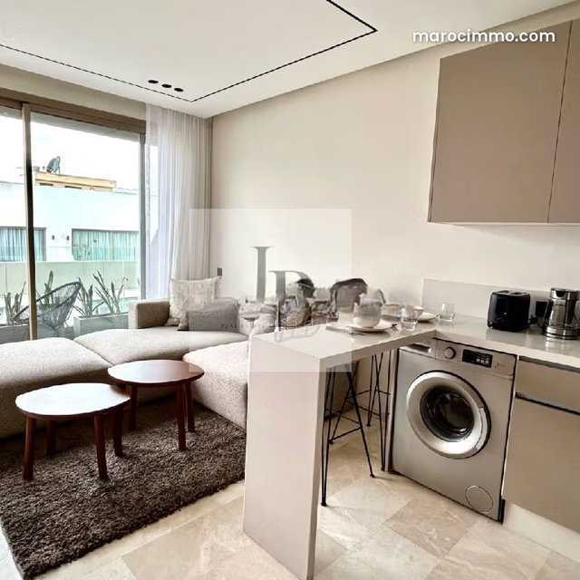 Très bel appartement en location à Les princesses. 1 chambre. Ascenseur et terrasse. — 3