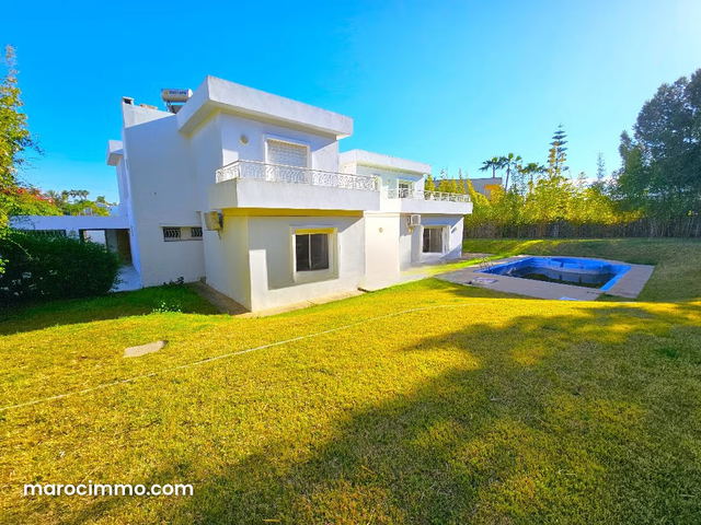 Très Belle Villa à Vendre au Quartier Souissi — الرباط