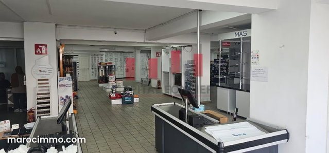 Excellent emplacement Atelier showroom bureaux de 540 m de surface en plein Boulevard quartier roche noire a la location — 5