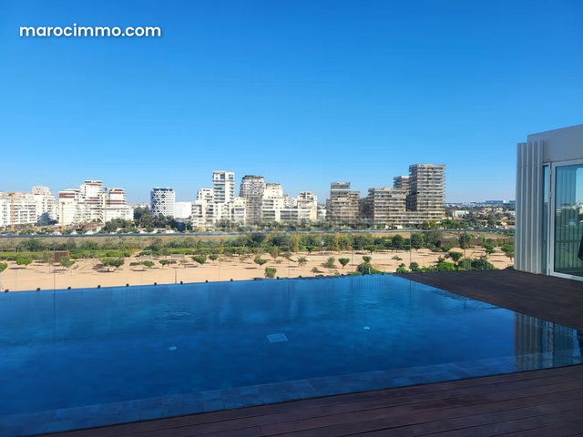 Luxurious Apartment with Park View — 2
