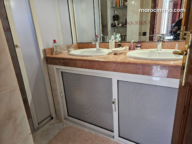 Villa a vendre sur 3 niveaux — 2