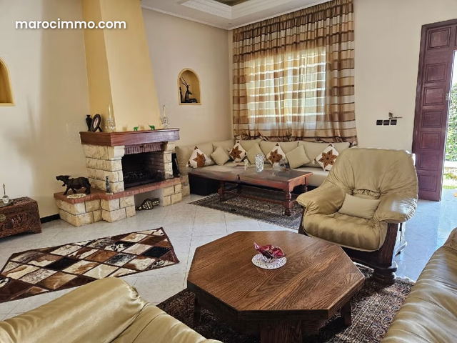 Villa a vendre sur 3 niveaux — Dar Bouazza