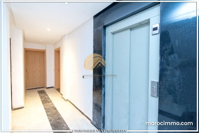 Duplex neuf à Semlalia, Terrasse Sans vis à vis, Marrakech: à vendre — 2