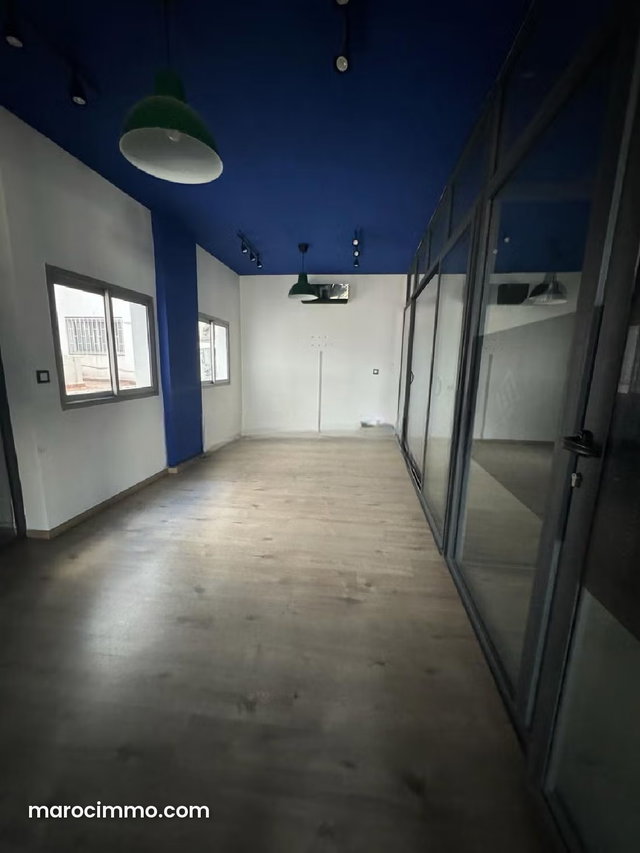 Bureau 165 M² En Location Sur Abdelmoumen — 2