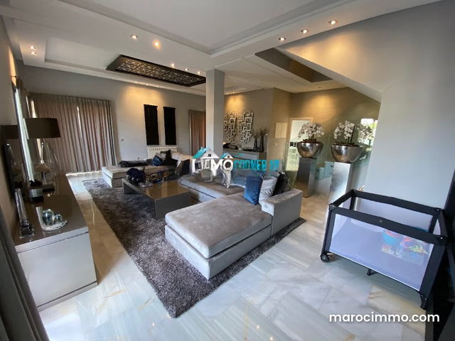 Somptueuse villa Meublée à vendre à Jbel Kbir — 2