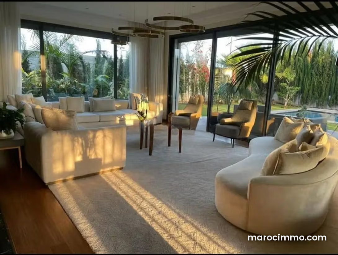 Villa with pool and garden in Ville Verte Bouskoura — Bouskoura