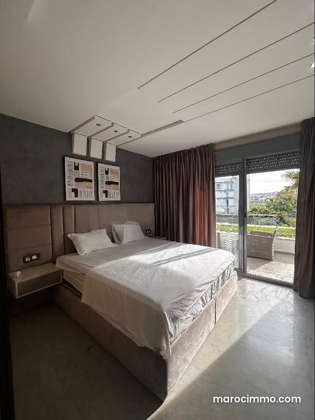 Louez cet appartement à Sania. Surface de 110 m². Bien meublé — 5