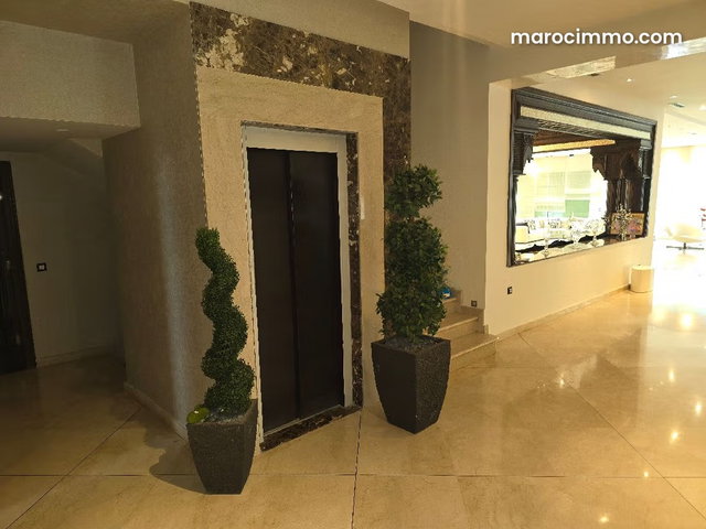 Vente villa neuve à souissi — 2