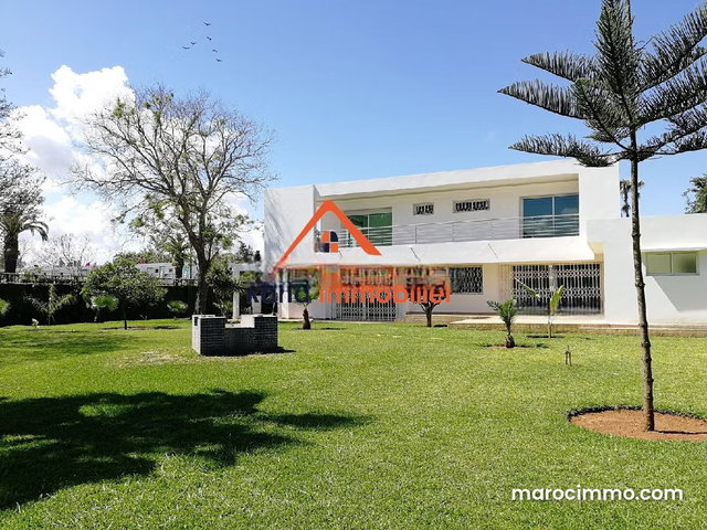 Villa bureau à louer sur Souissi — 2