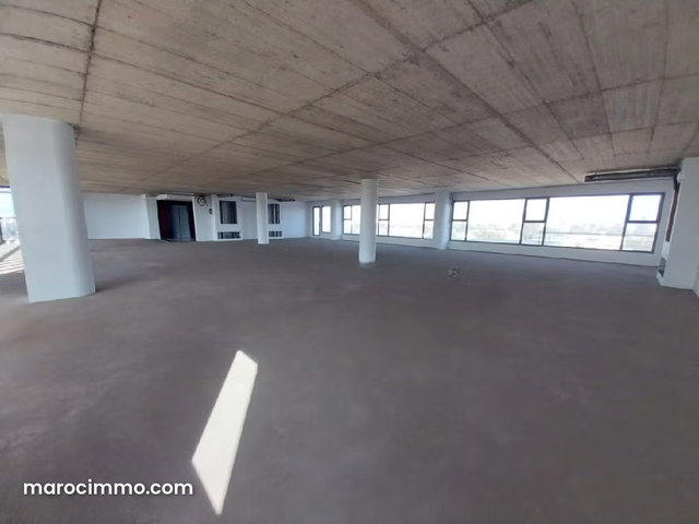 Bureau 808 M² Neuf En Location Route D'El Jadida — 2