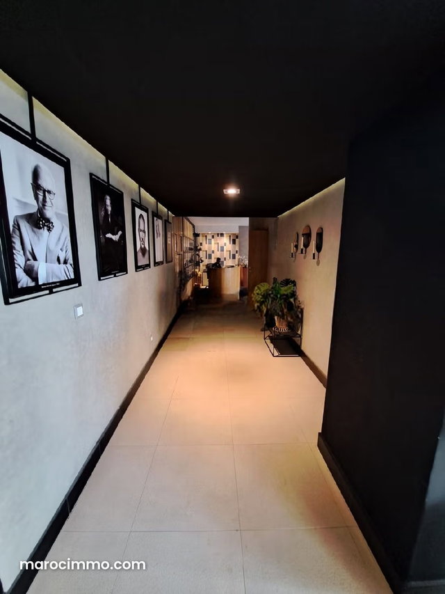 Bureau Prime 500 M² Aménagé En Location Sur Anfa — 3
