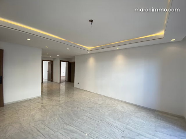 En Location Vide: Magnifique Appartement 3 chambres lumineux avec terrasses à L’Oasis — 2