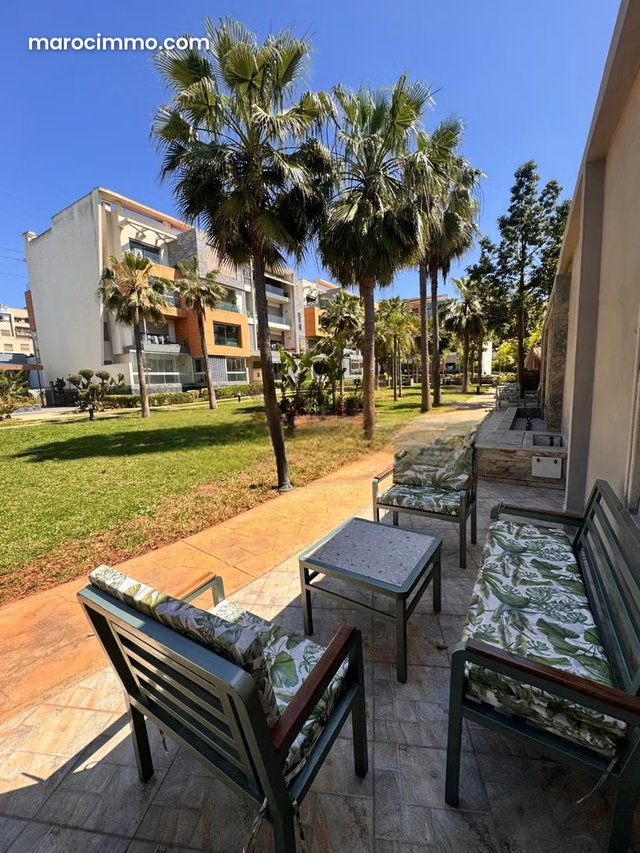 Vue sur jardin résidence sécurisée Californie — 3