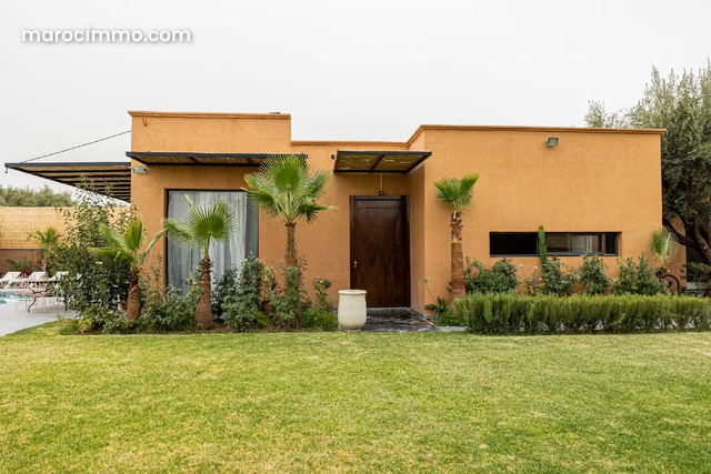 Villa à Marrakech à vendre Route de Ouarzazat — Marrakech