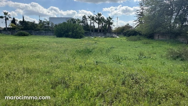 Land for Sale in Quartier Des Ambassades. 2326 m² Surface Area. — 4