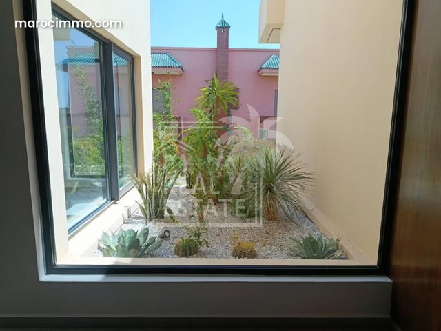 Villa moderne front de golf à vendre — 4