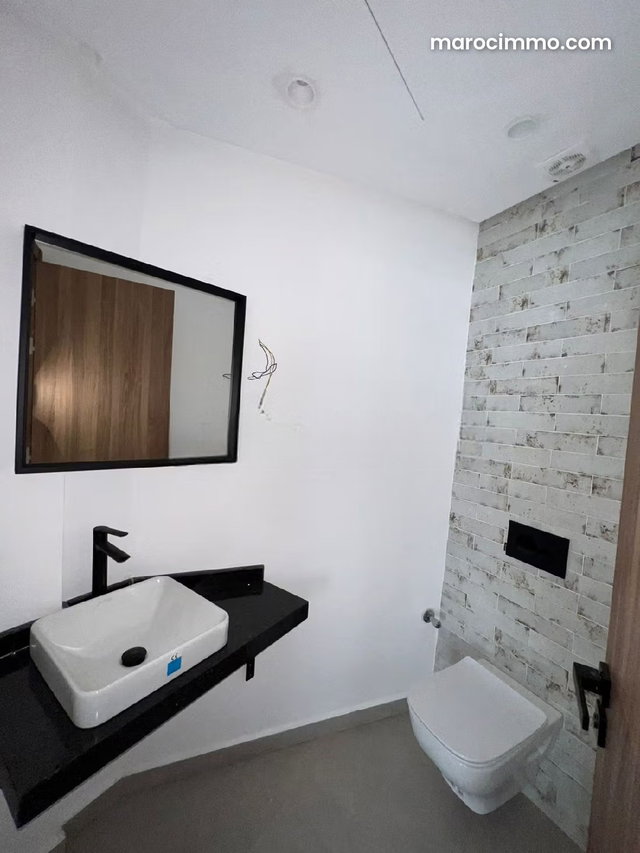 Des plateaux de bureau à vendre à oasis — 2