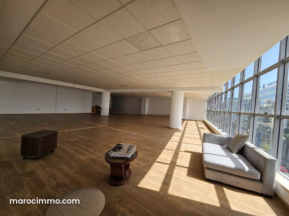 Bureau 300 M² En Location Sur Abdelmoumen