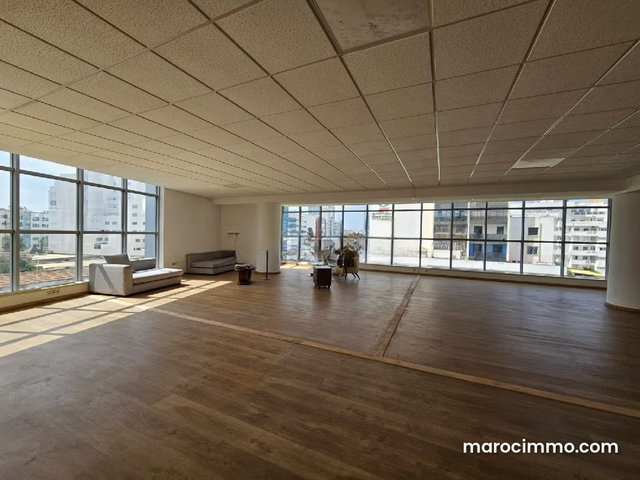 Bureau 300 M² En Location Sur Abdelmoumen — 4