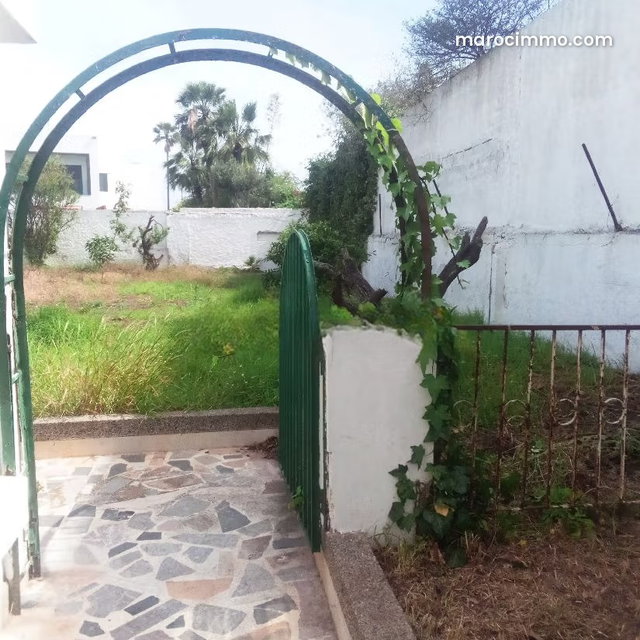 Opportunité villa terrain intéressant a démolir — 4