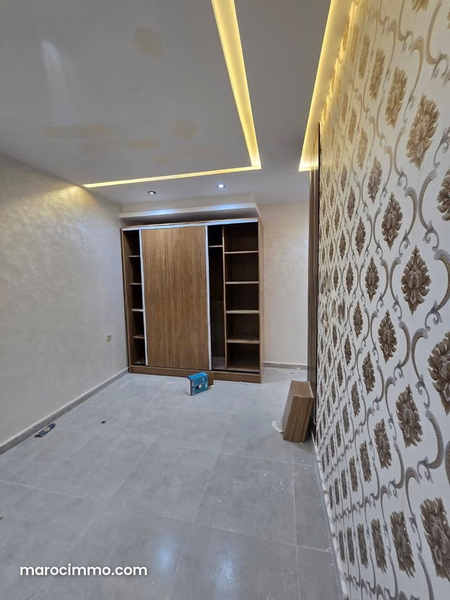 Appartement à l'achat à Martil. 3 chambres agréables. Meublé — 3