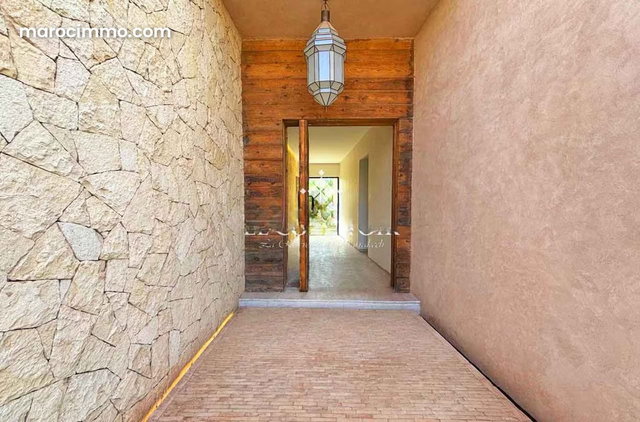 Somptueuse villa plain pied route d’amizmiz — 3
