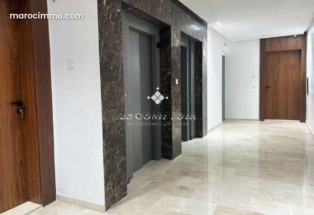 Plateau de bureau haut standing avenue m5 — 3