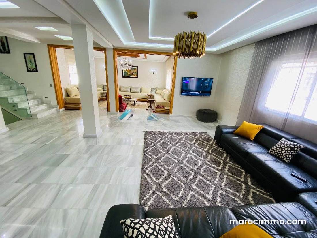 Villa 400 m² avec piscine et vue montagne, Jbel Kbir, Tanger — Tanger