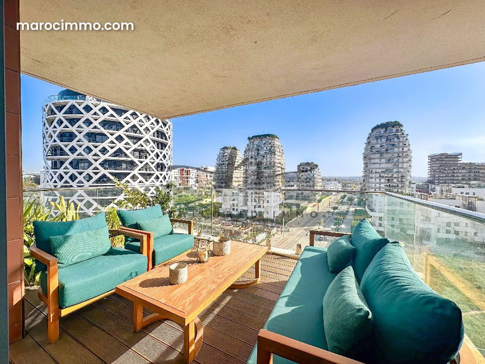 Appartement à la location meublée de 3 chambres à Cfc