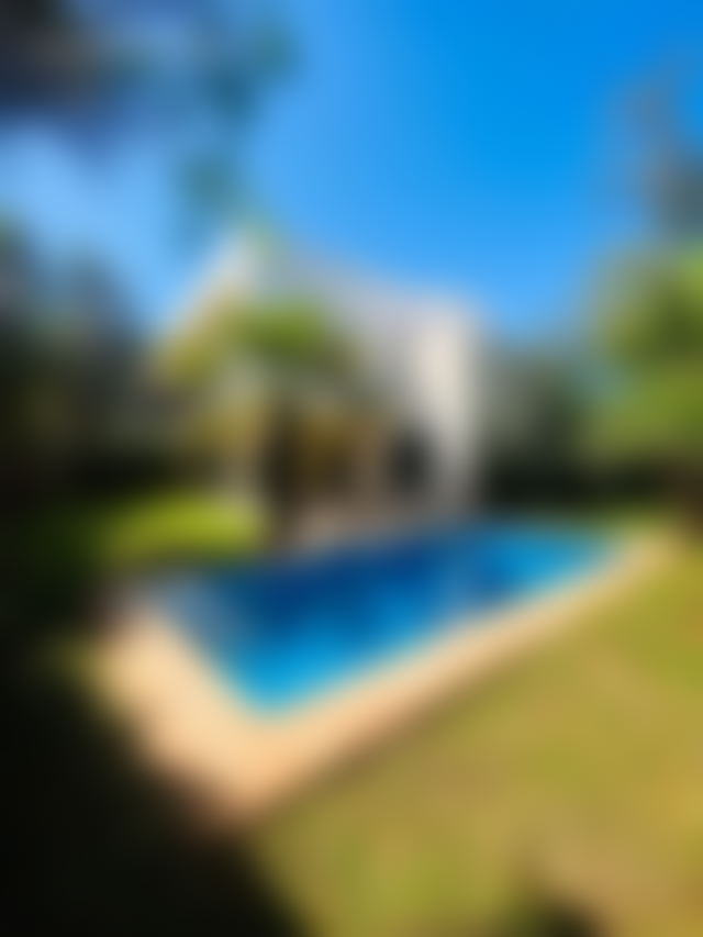 600 sqm Villa, 5 Bedrooms with Swimming Pool, Aïn Diab, Casablanca — Casablanca