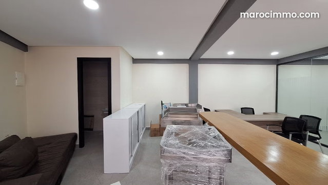 Offices of 60 and 98 m² on the first floor, new — 5
