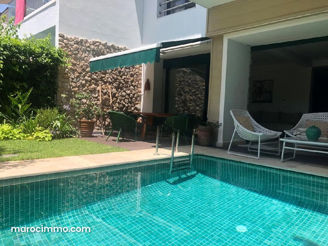 260 sqm Furnished Apartment with Pool, Central Bouskoura — Bouskoura